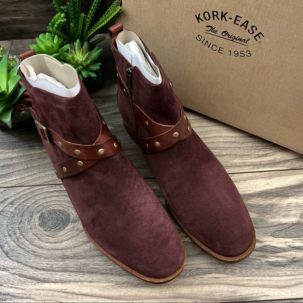 NIB Kork Ease Kenai Studded Ankle Boots Bootie Burgundy Suede Buckle Strap 8M - Picture 2 of 12